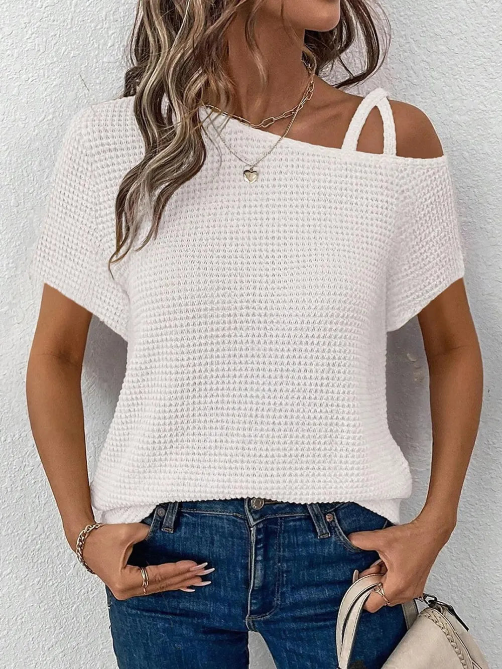 Short sleeved solid color top for women's fashion summer slanted shoulder suspender