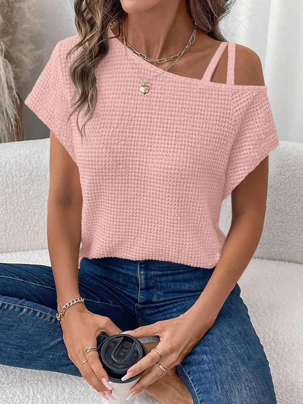 Short sleeved solid color top for women's fashion summer slanted shoulder suspender