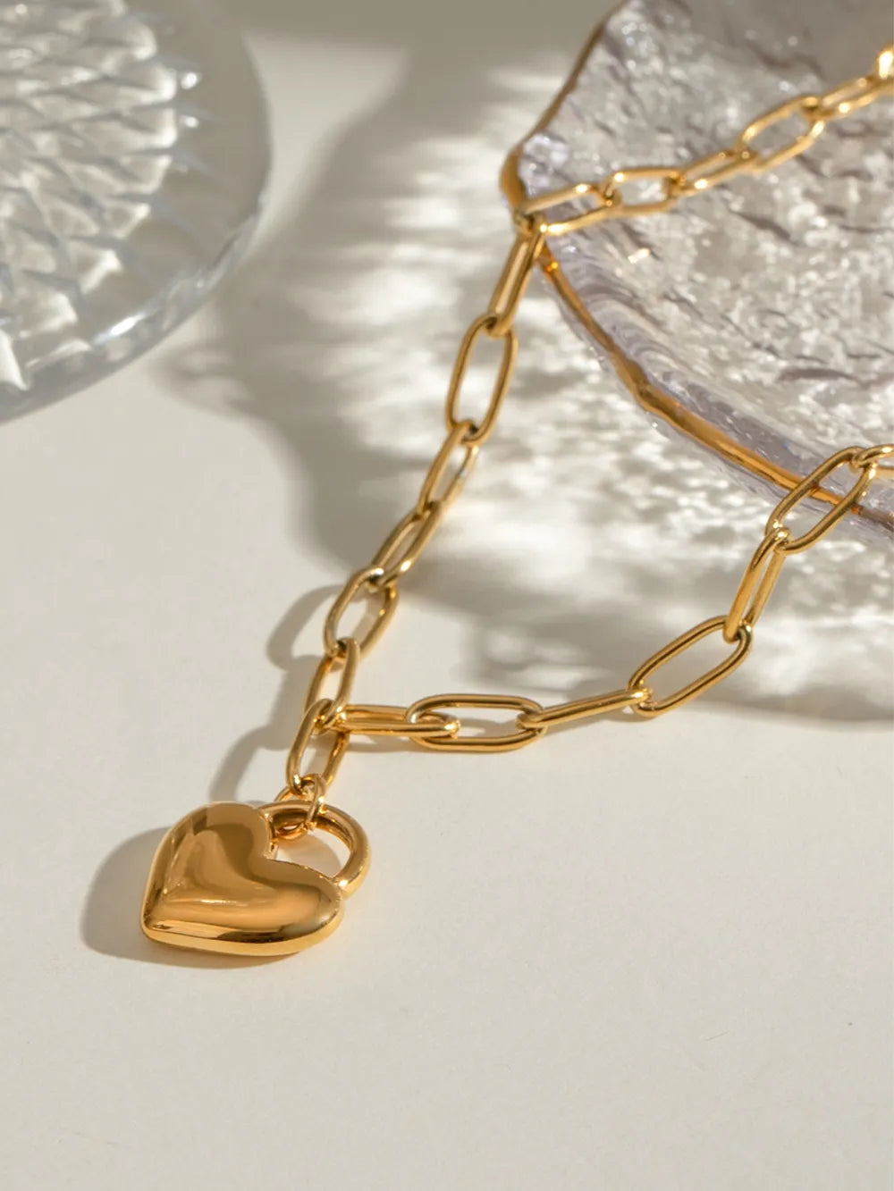 Stainless steel heart pendant necklace for women light luxury niche simple titanium steel